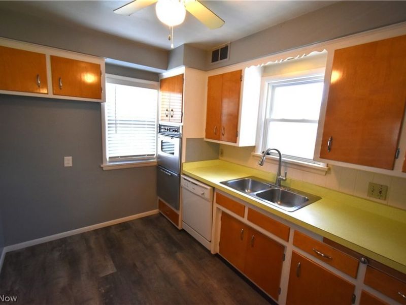 2761 Forestview Avenue , Rocky River, OH 44116 Photo 35