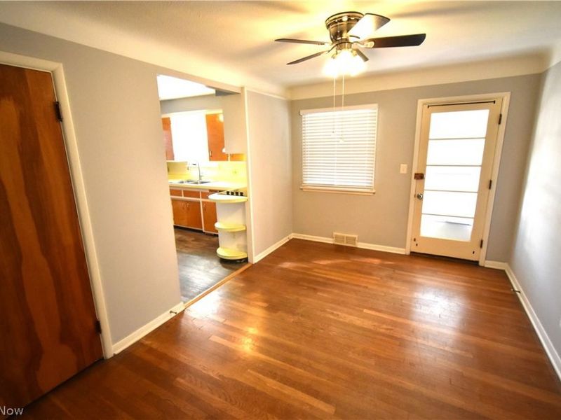 2761 Forestview Avenue , Rocky River, OH 44116 Photo 5