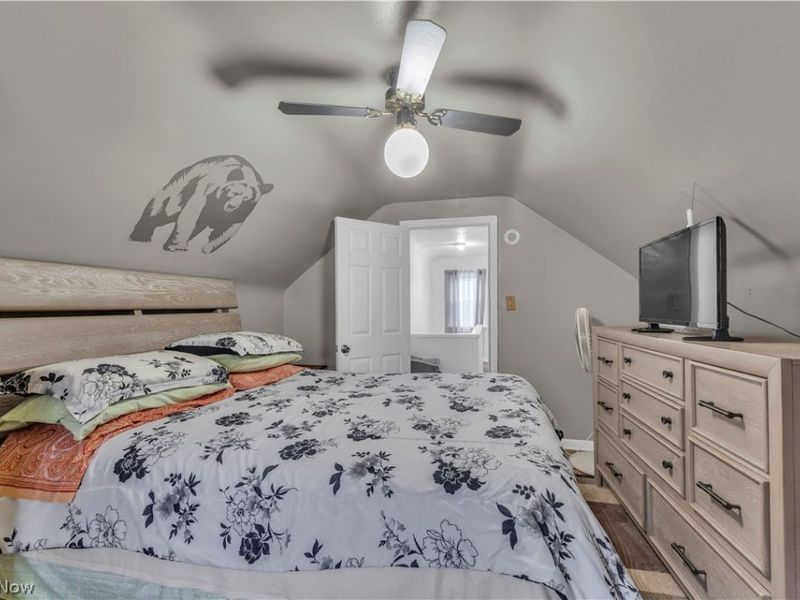 13004 Rockside Road, Garfield Heights, OH 44125 Photo 16