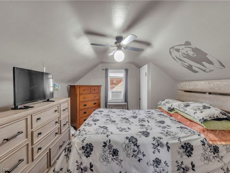 13004 Rockside Road, Garfield Heights, OH 44125 Photo 17