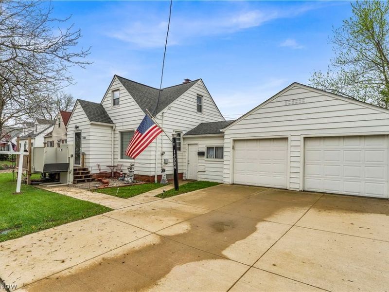 13004 Rockside Road, Garfield Heights, OH 44125 Photo 4