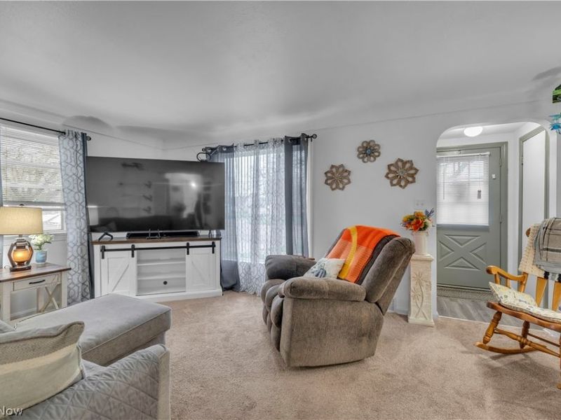 13004 Rockside Road, Garfield Heights, OH 44125 Photo 6