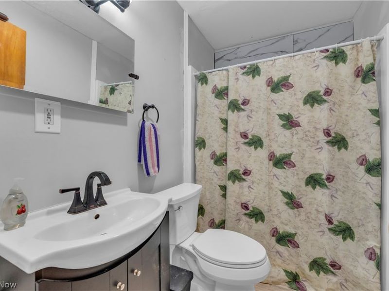 13004 Rockside Road, Garfield Heights, OH 44125 Photo 8