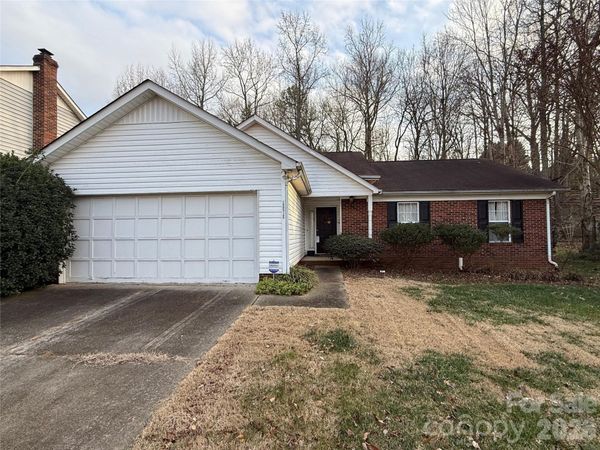 10410 Hellebore Road , Charlotte, NC 28213