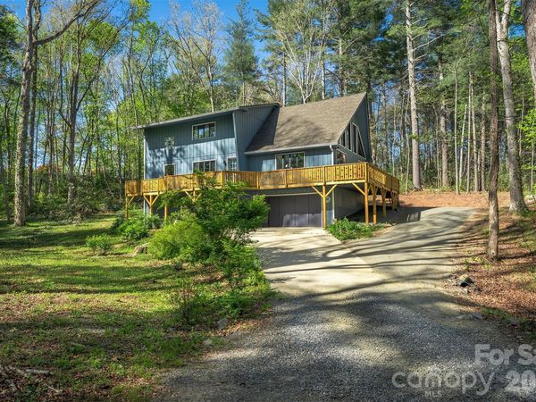 233 Bryant Ridge Drive, Swannanoa, NC 28778