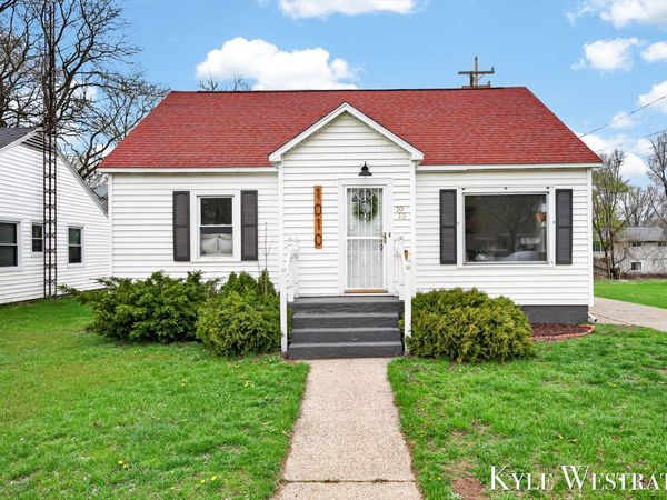 1010 Allen Avenue, Muskegon, MI 49442