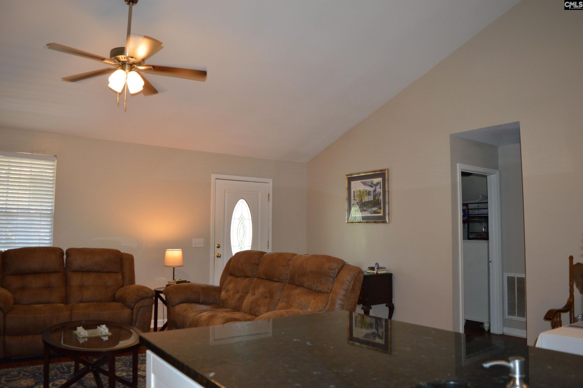 204 Beaver Creek Drive  Photo 5