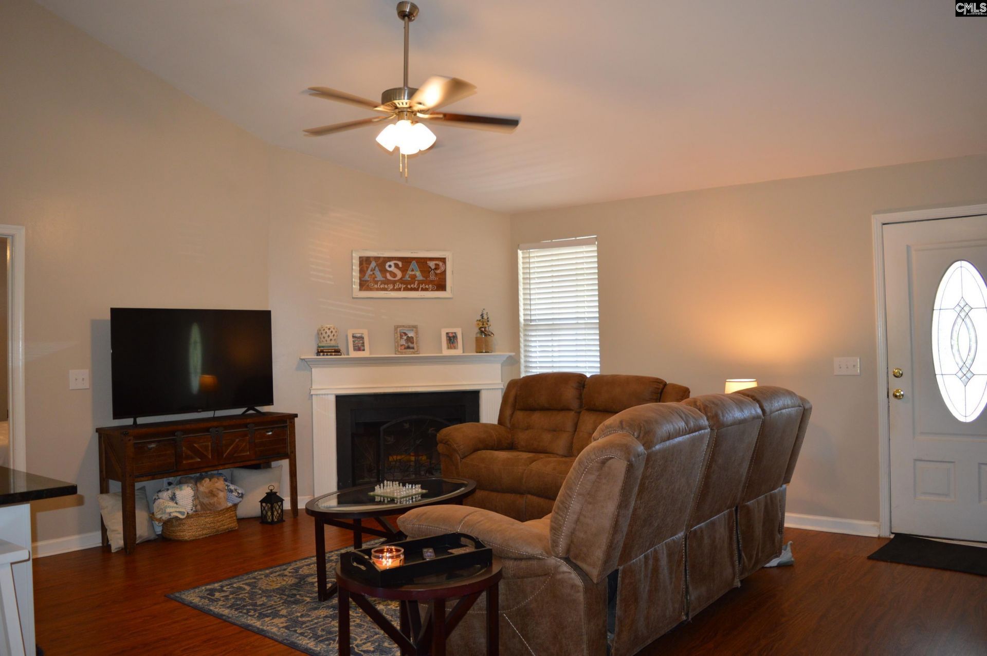 204 Beaver Creek Drive  Photo 6