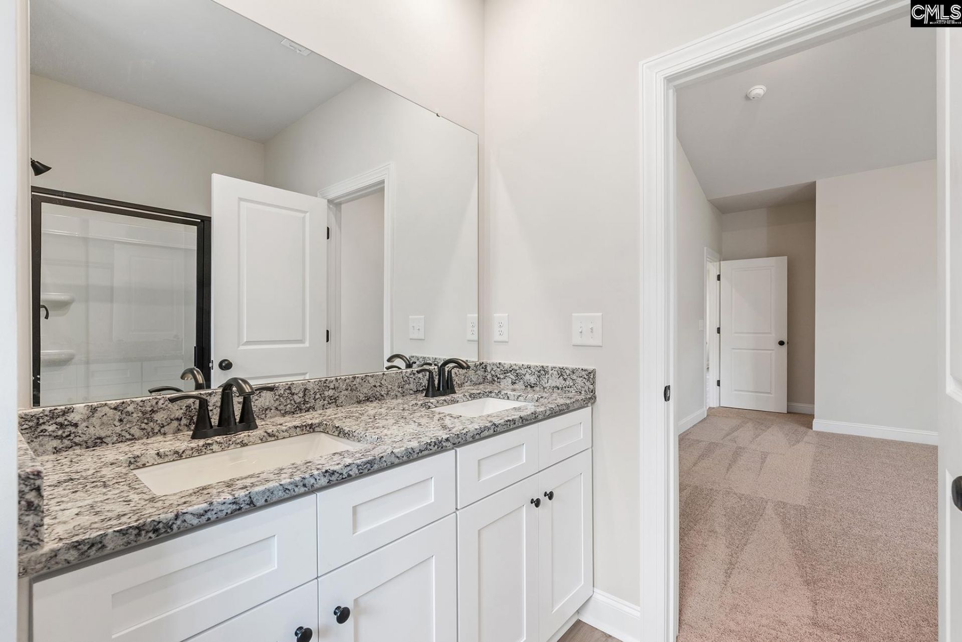 2016 Crimson Glow Court  Photo 10