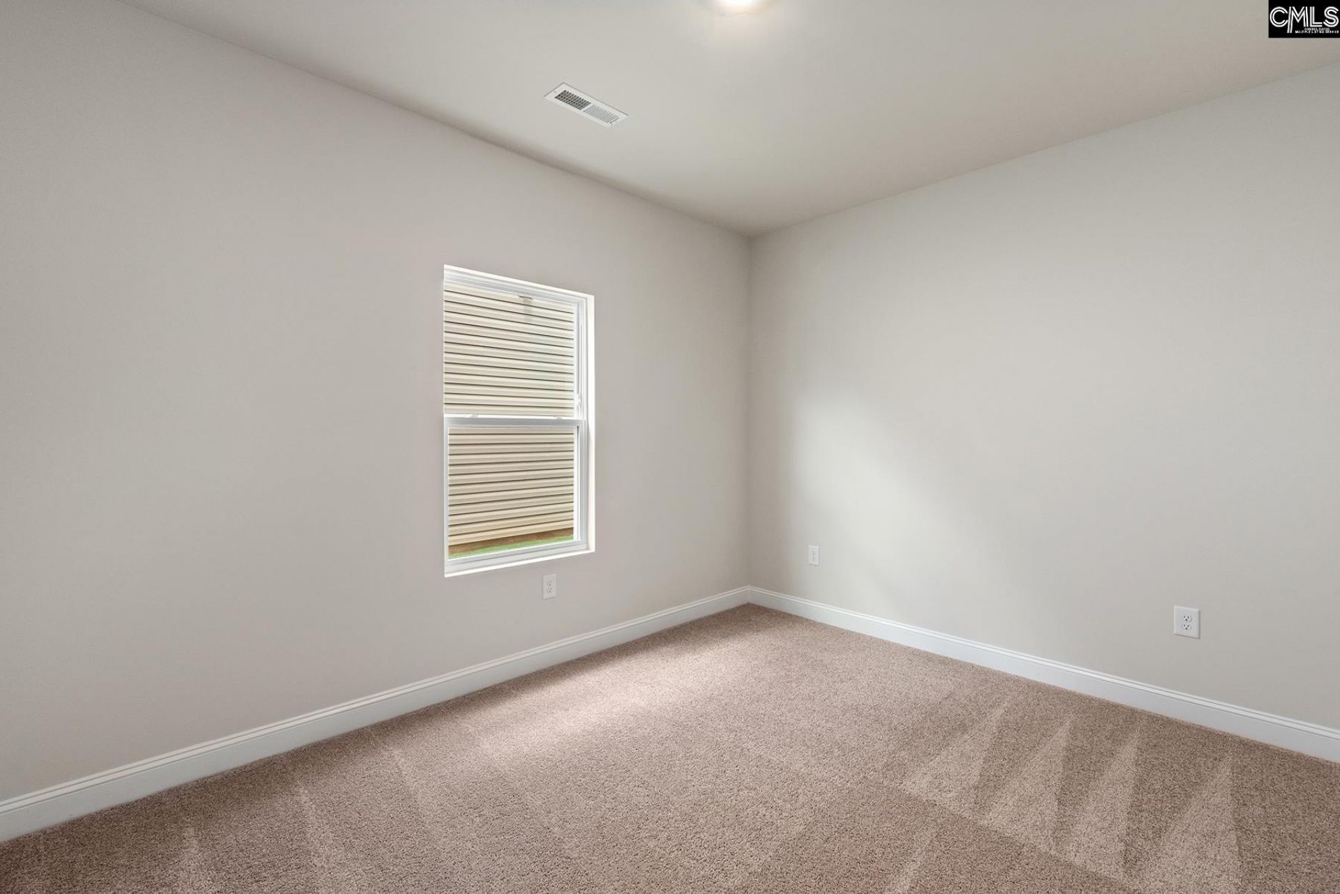 2016 Crimson Glow Court  Photo 14