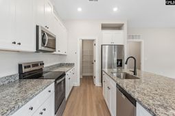 2016 Crimson Glow Court  photo 4