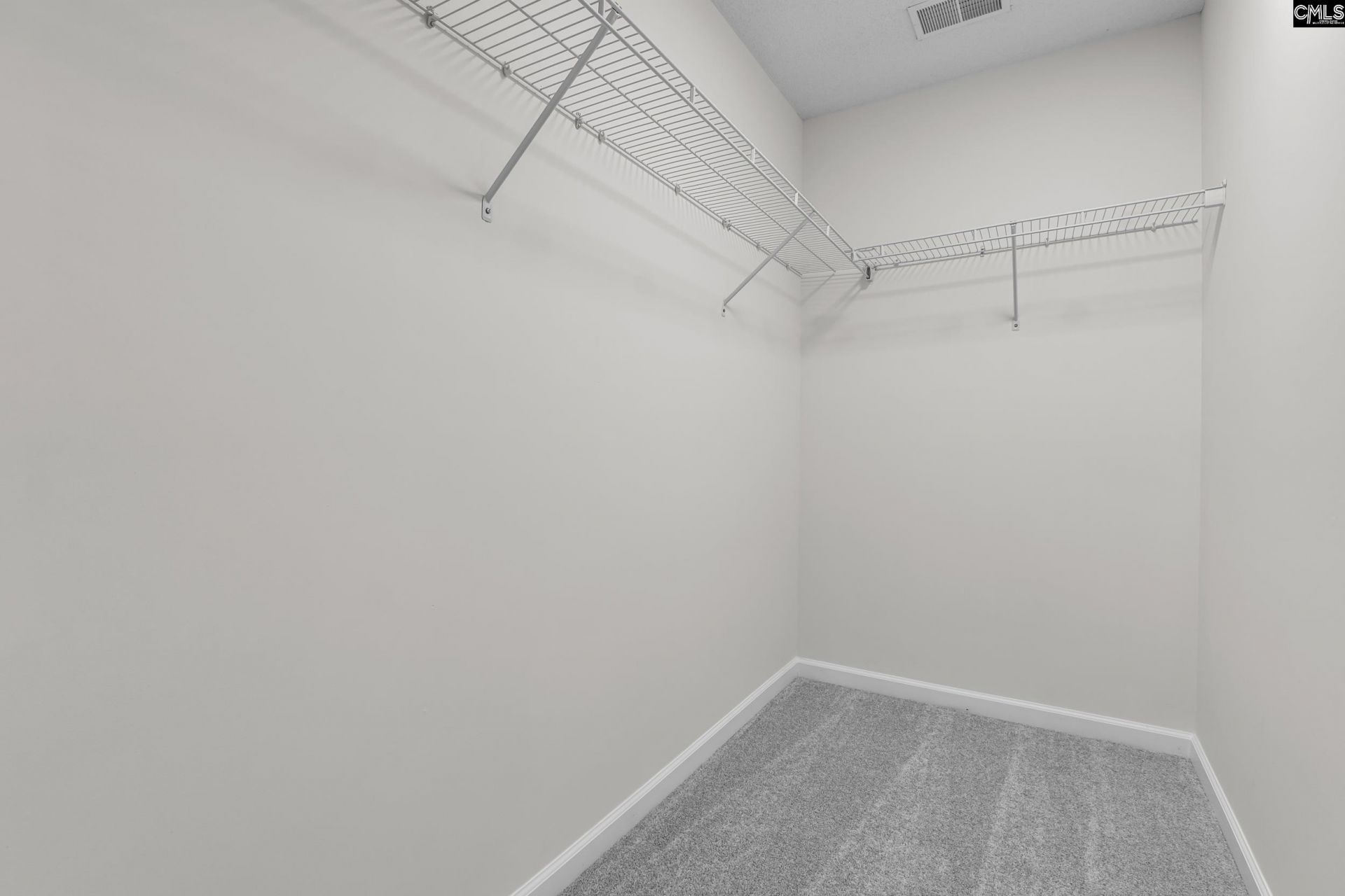 221 Arbor Falls Drive  Photo 15