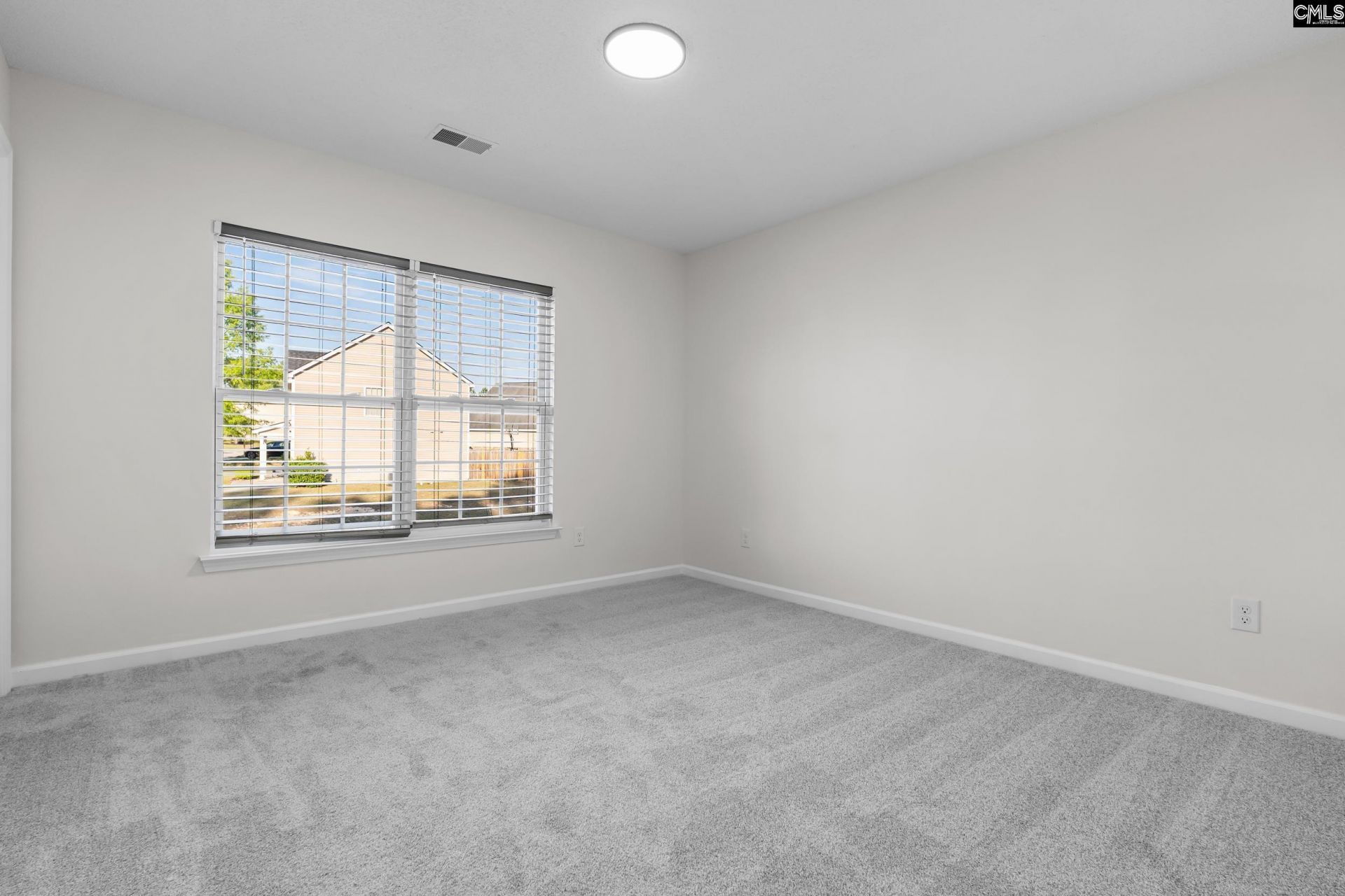 221 Arbor Falls Drive  Photo 18