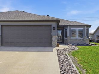 4346 46th Avenue S Fargo, ND 58104