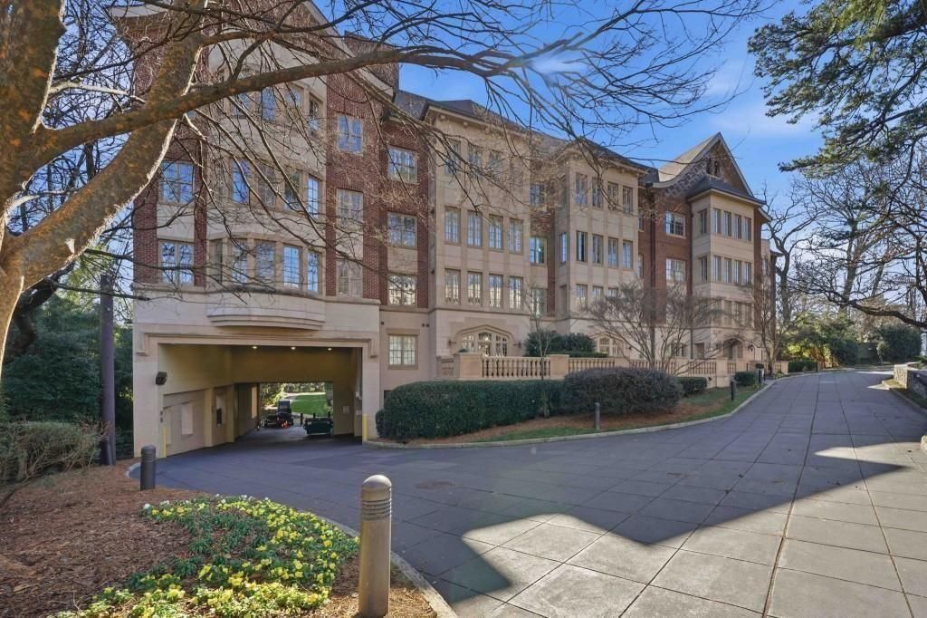 1717 N Decatur Road Ne, Unit 220, Atlanta, GA 30307 Main Photo