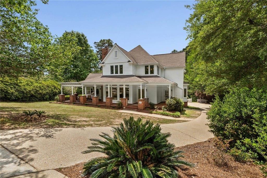 1619 Silver Creek Court Saraland, AL 36571