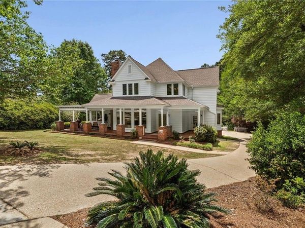 1619 Silver Creek Court, Saraland, AL 36571