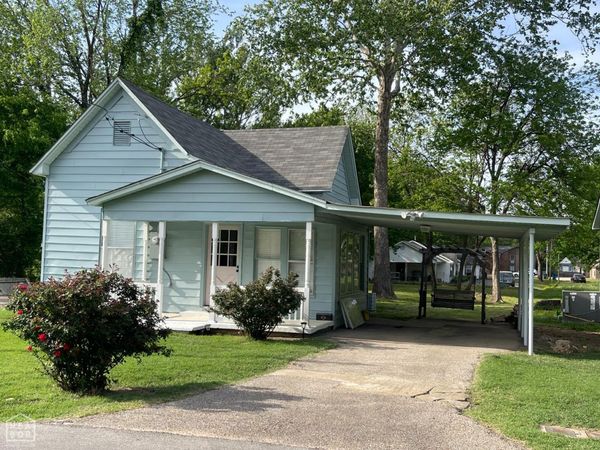954 Cherry, Jonesboro, AR 72401