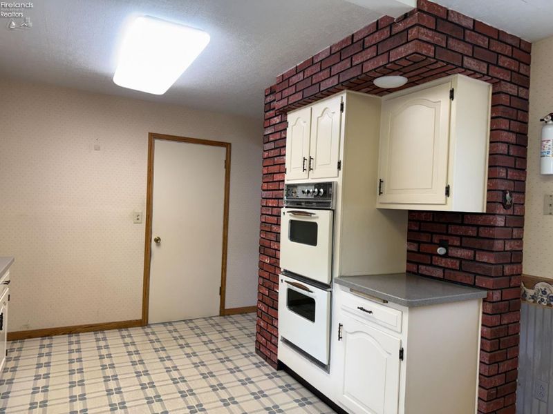 918 Birdseye Boulevard, Fremont, OH 43420 Photo 14