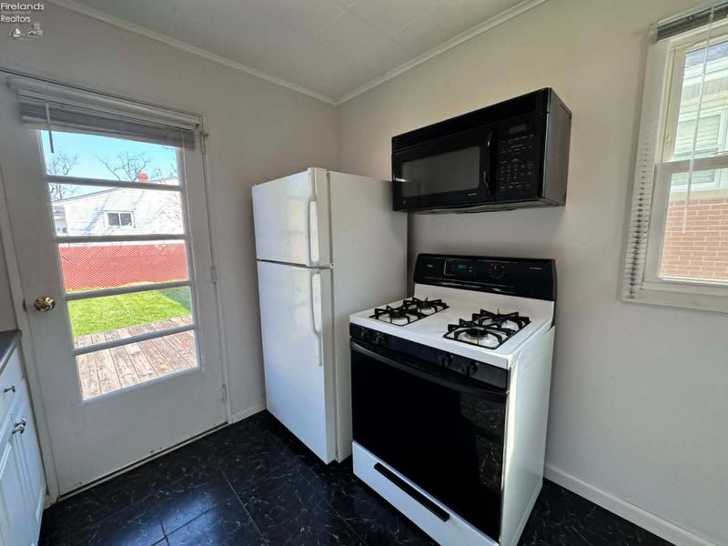 3313 W Monroe Street, Sandusky, OH 44870 Photo 17