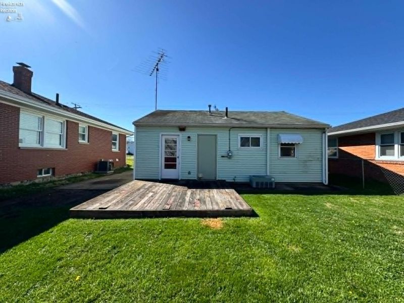 3313 W Monroe Street, Sandusky, OH 44870 Photo 26