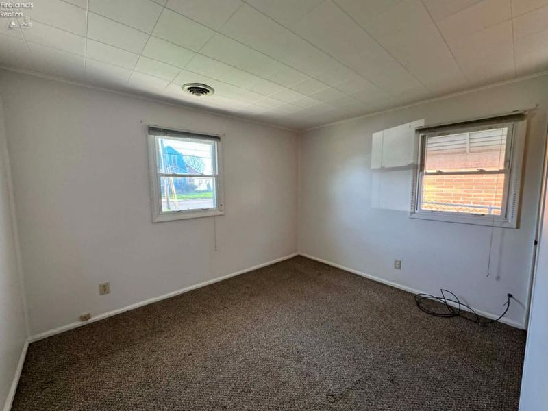 3313 W Monroe Street, Sandusky, OH 44870 Photo 6