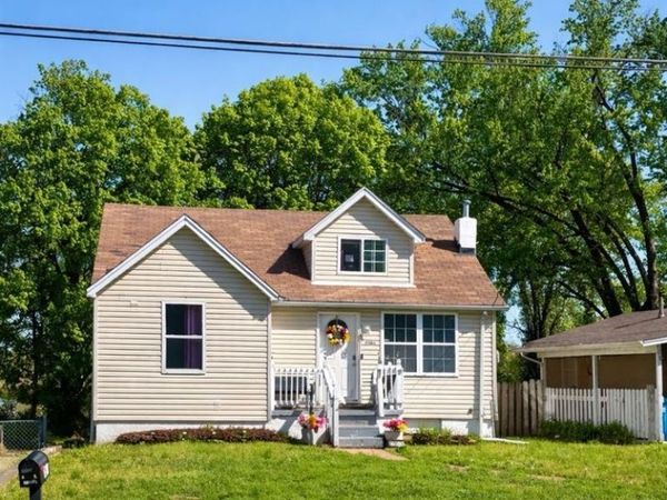 7501 Rowles Avenue , St Louis, MO 63135