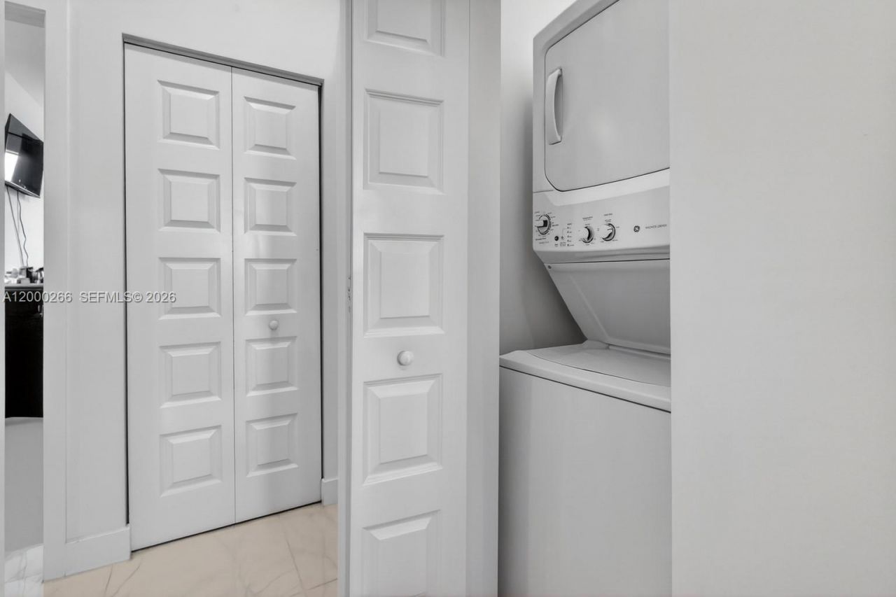 10467 NW 82nd St , Unit 11, Doral, FL 33178 Photo