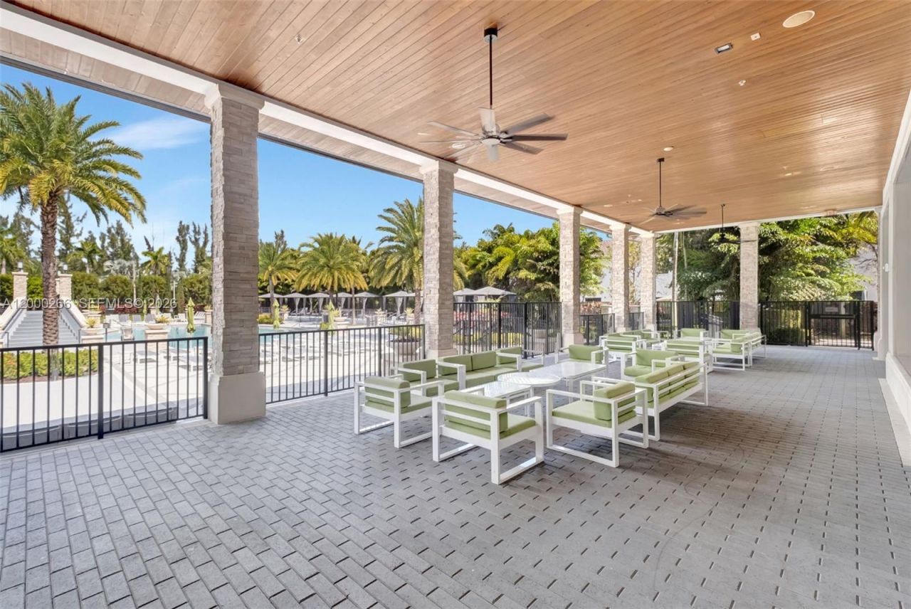10467 NW 82nd St , Unit 11, Doral, FL 33178 Photo