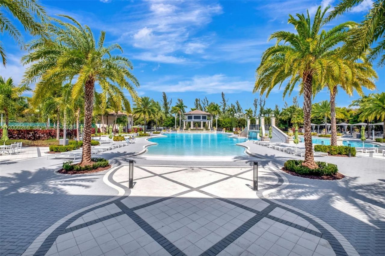 10467 NW 82nd St , Unit 11, Doral, FL 33178 Photo