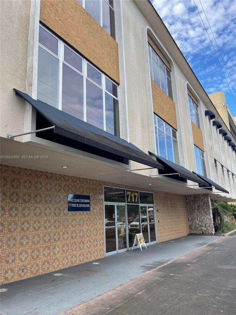 717 Ponce De Leon Blvd , Unit 323-A, Coral Gables, FL 33134 Photo