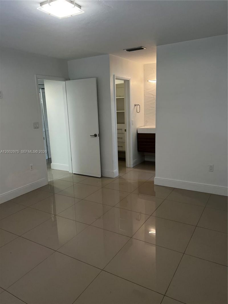 9350 SW 77th Ave , Unit G1, Miami, FL 33156 Photo