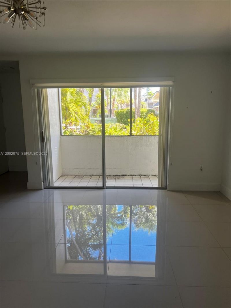9350 SW 77th Ave, Unit G1, Miami, FL 33156 Photo