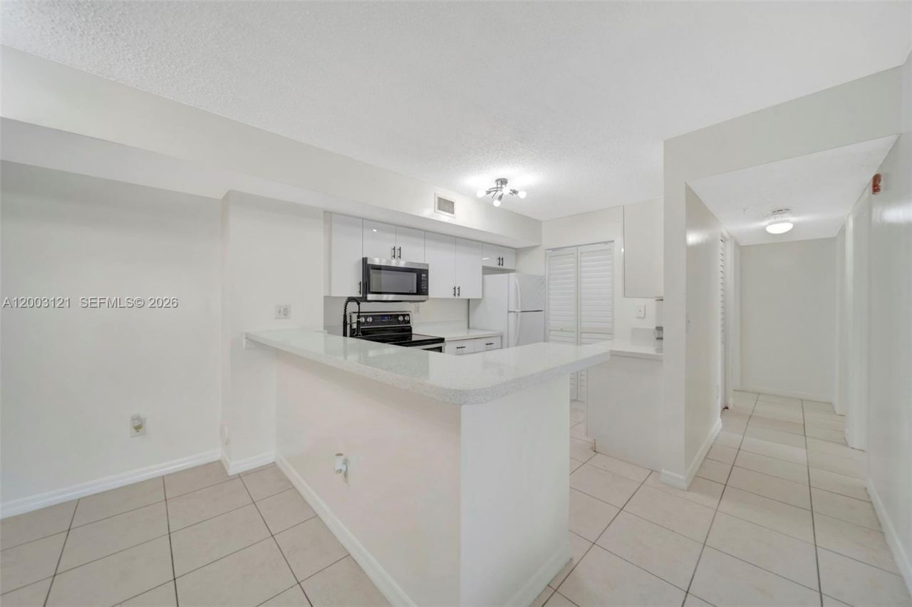 2620 S University Dr , Unit 109, Davie, FL 33328 Photo