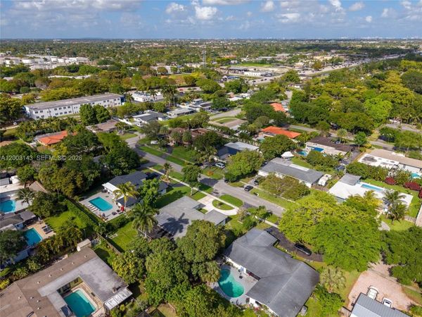 861 NW 67th Ave , Plantation, FL 33317