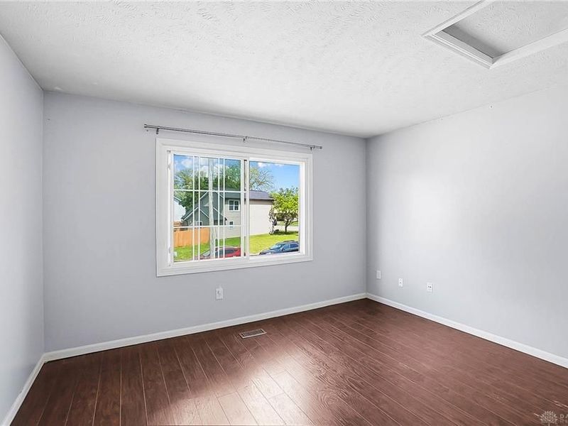 251 Fields Drive, Xenia, OH 45385 Photo 17