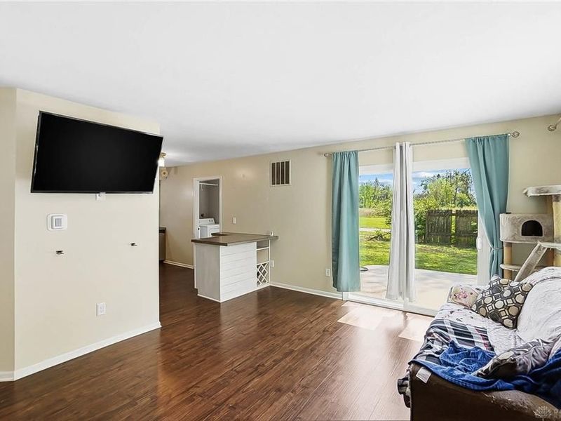 251 Fields Drive, Xenia, OH 45385 Photo 5