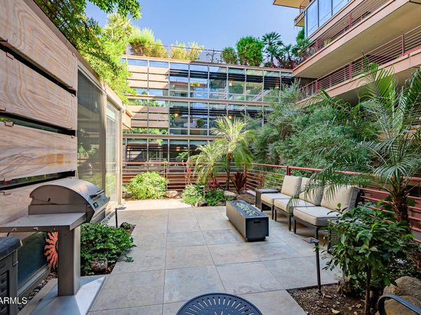 7141 E Rancho Vista Drive, Unit 2014, Scottsdale, AZ 85251