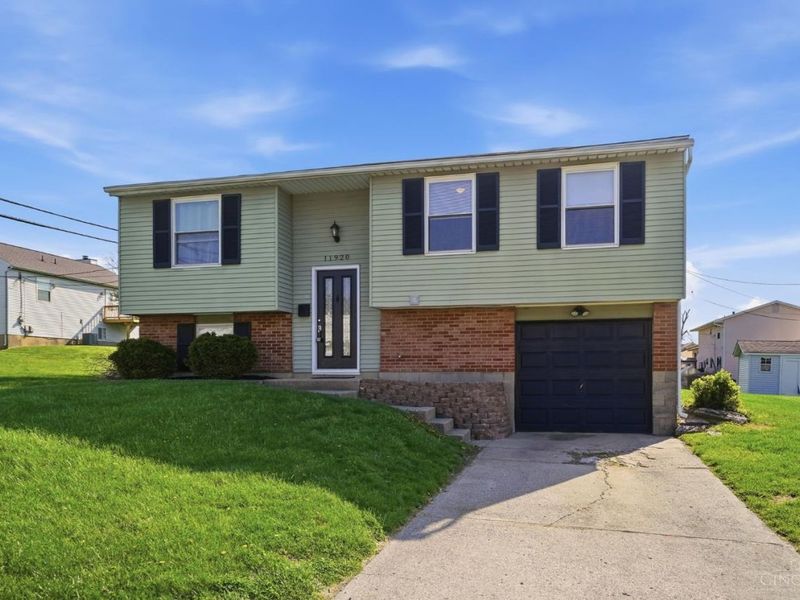 11920 Hitchcock Drive, Cincinnati, OH 45240 Photo 3