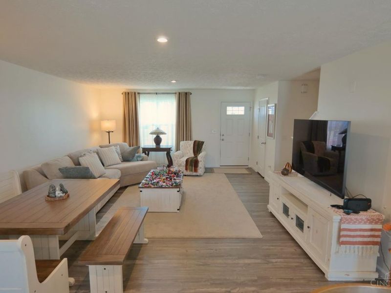 8889 Williamson Circle, Harrison, OH 45030 Photo 7