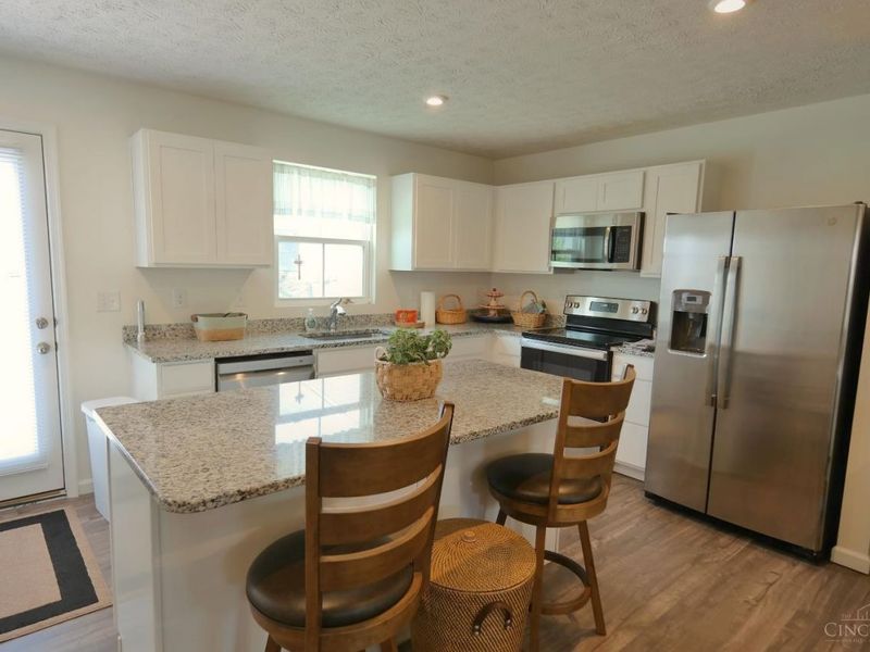 8889 Williamson Circle, Harrison, OH 45030 Photo 9