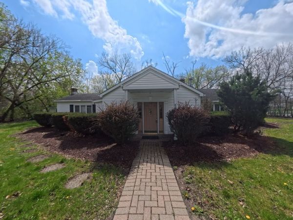 805 E Palatine Road , Palatine, IL 60074