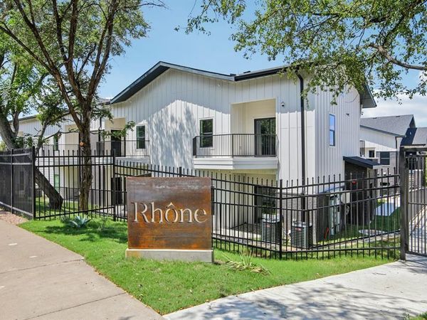 2450 Wickersham LN , Unit 2022, Austin, TX 78741