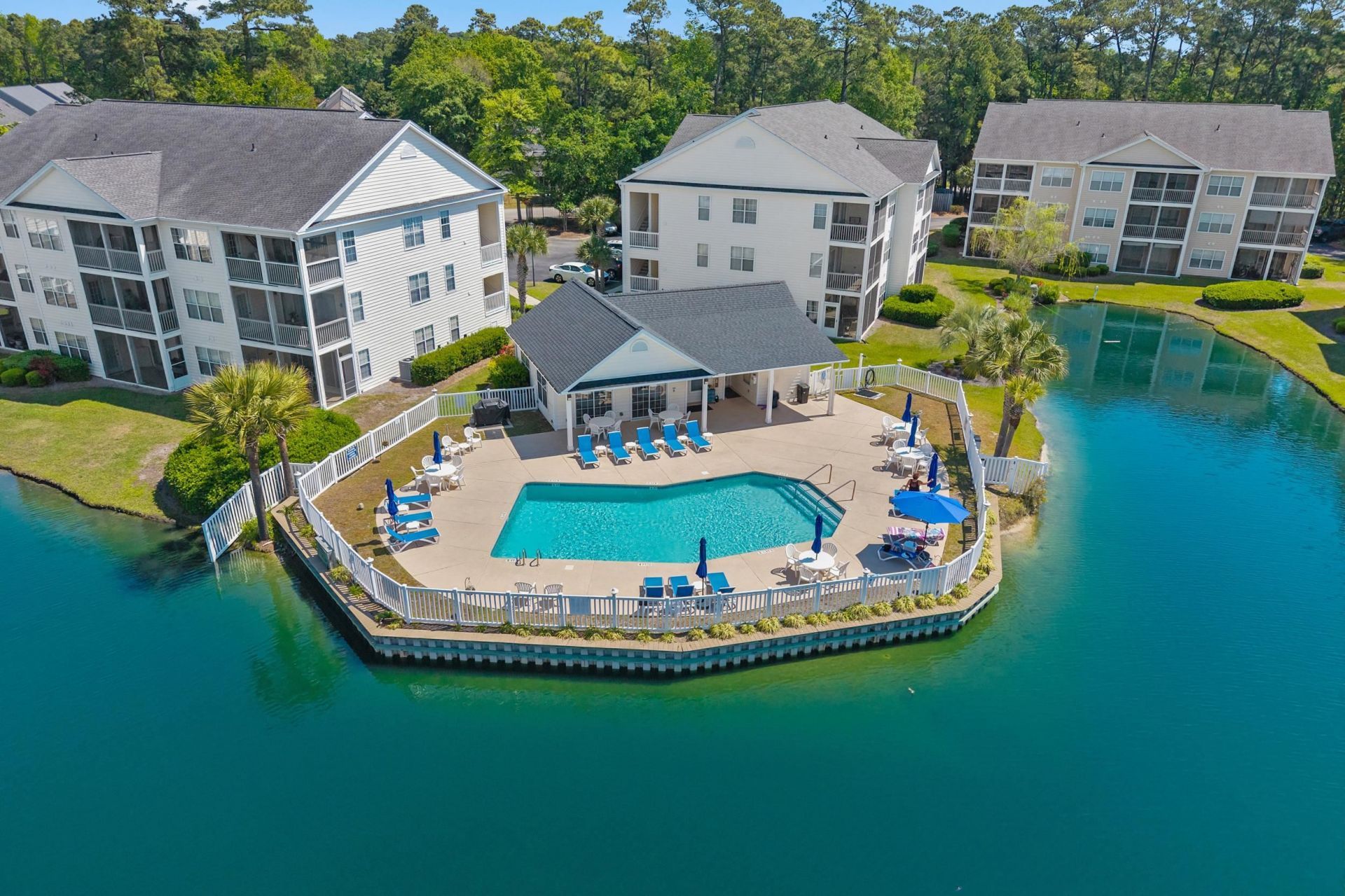 631 Woodmoor Dr. Photo 38