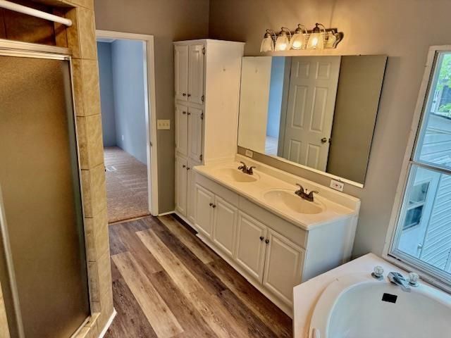 980 Jamestown Rd.  Photo 25