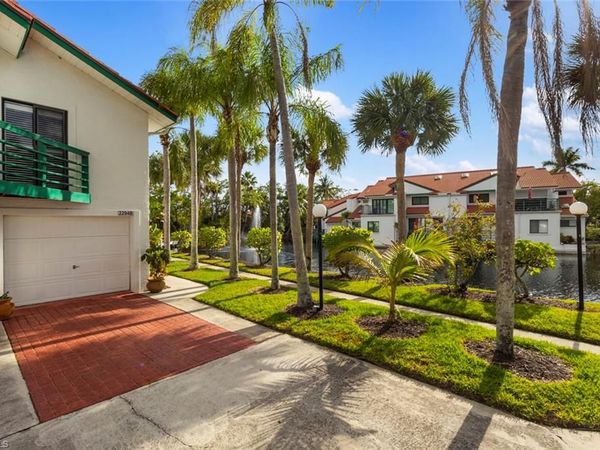 2294 Anchorage LN, Unit B, NAPLES, FL 34104
