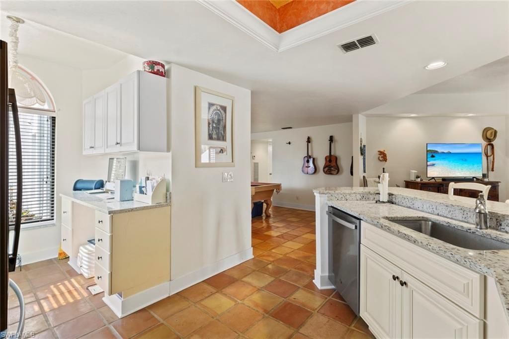 2294 Anchorage Ln, Unit B, Naples, FL 34104 Photo