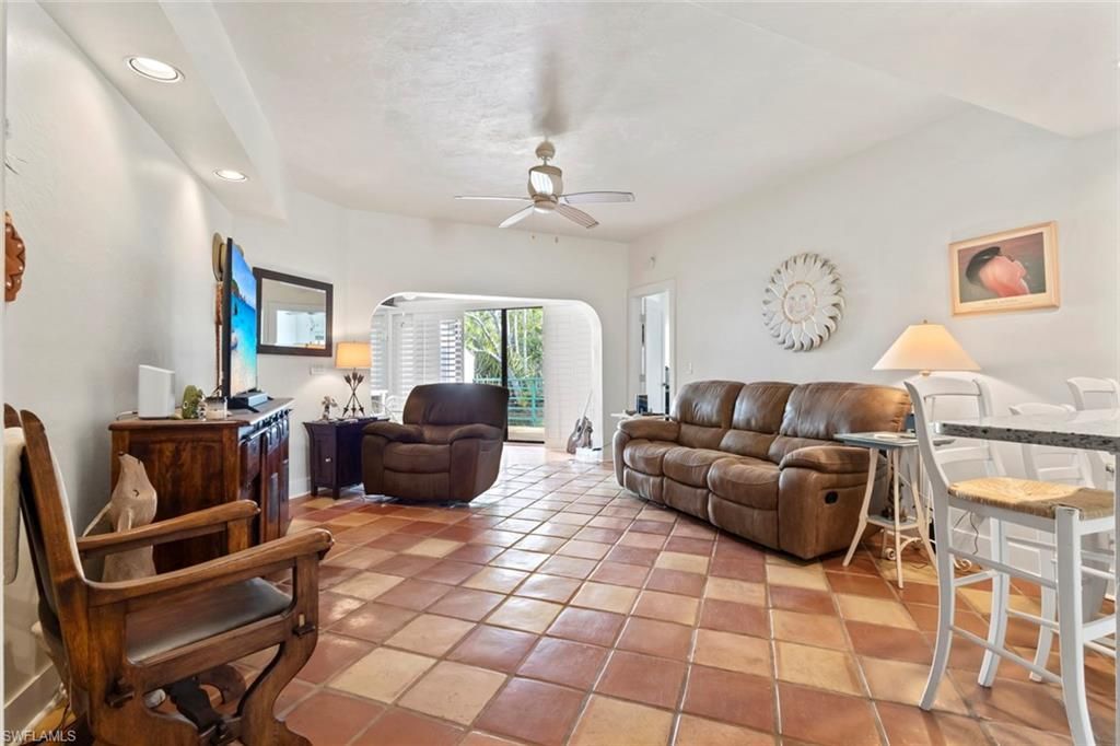 2294 Anchorage Ln, Unit B, Naples, FL 34104 Photo