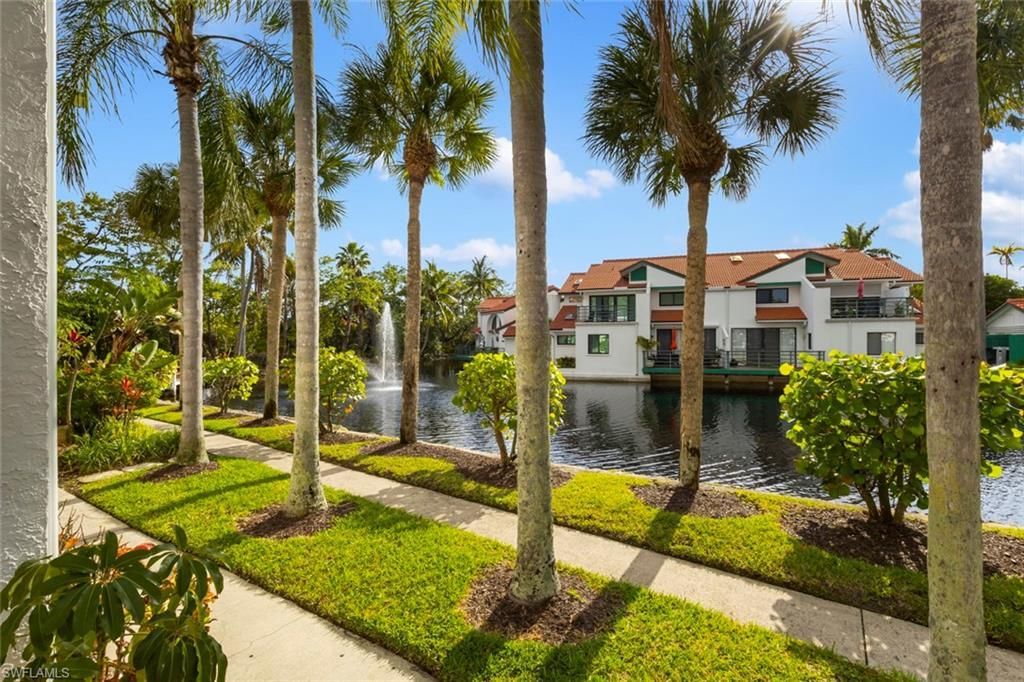 2294 Anchorage Ln, Unit B, Naples, FL 34104 Photo