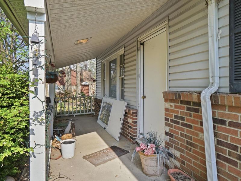 2318 Rodger Road , Obetz, OH 43207 Photo 3